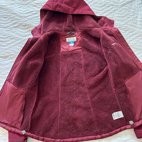 Wowen’s fleece lined jacket - Picture 2 of 4